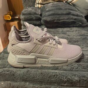 ADIDAS GRAY SHOES SIZE 11.5 LIGHT USE